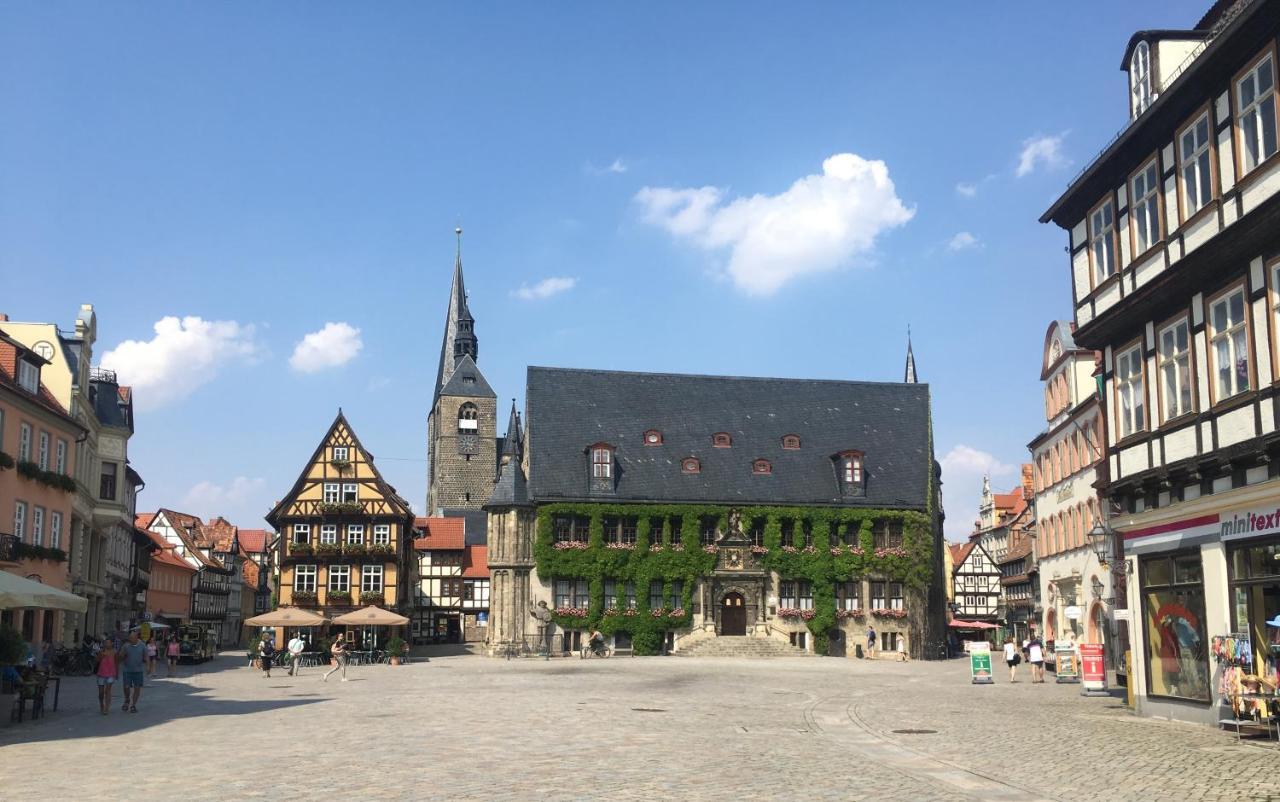 Ferienwohnung Kiefer เควดลินบวร์ก ภายนอก รูปภาพ